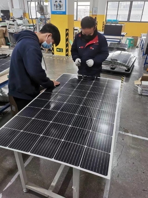 comprar Equipo plegable flexible 100W 200W 300W del panel solar del silicio policristalino online manufacture